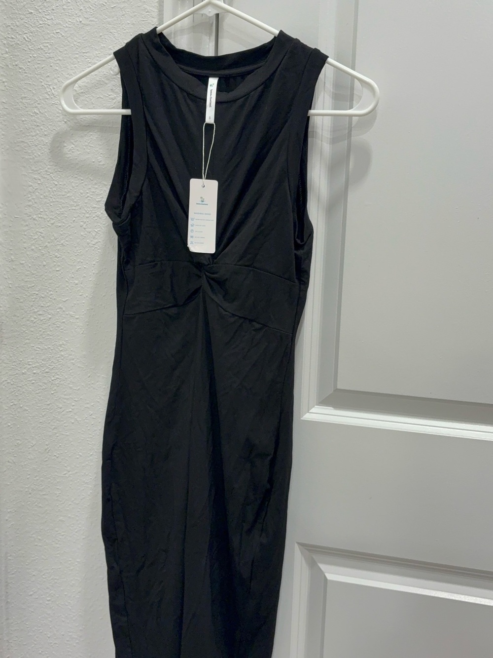 Sleeveless Black Midi Dress with Twist-Front Detail - Picture 1 of 3